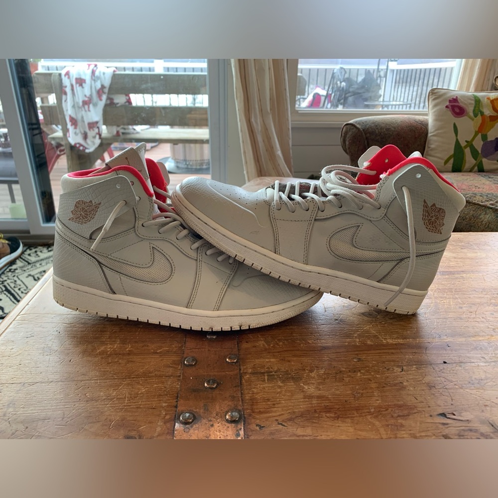 Mens Air Jordan 1s
